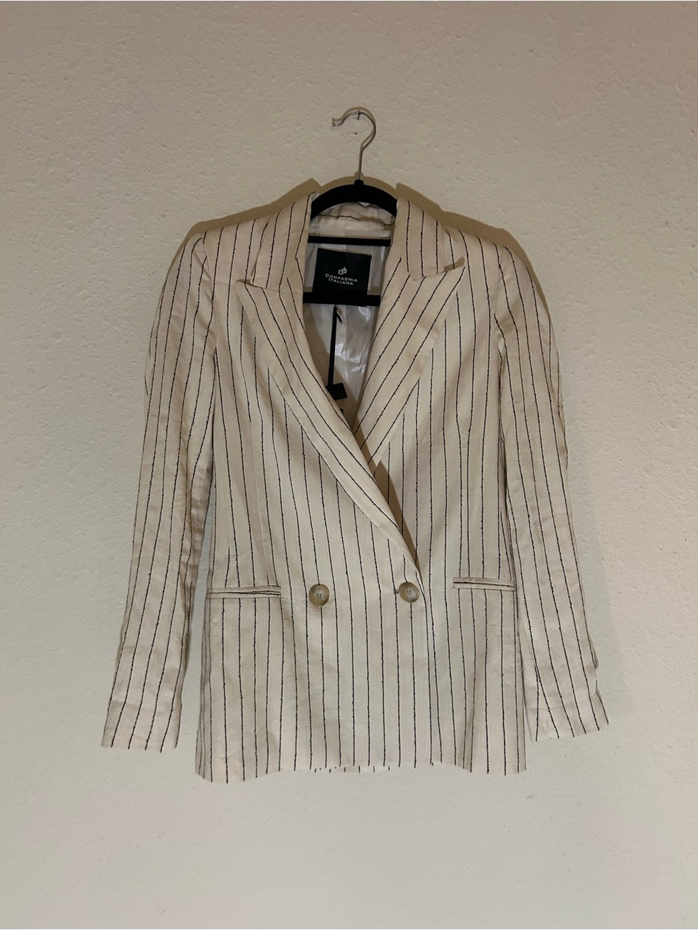 Compagnia Italiana Double-Breasted Cream Pinstripe Blazer